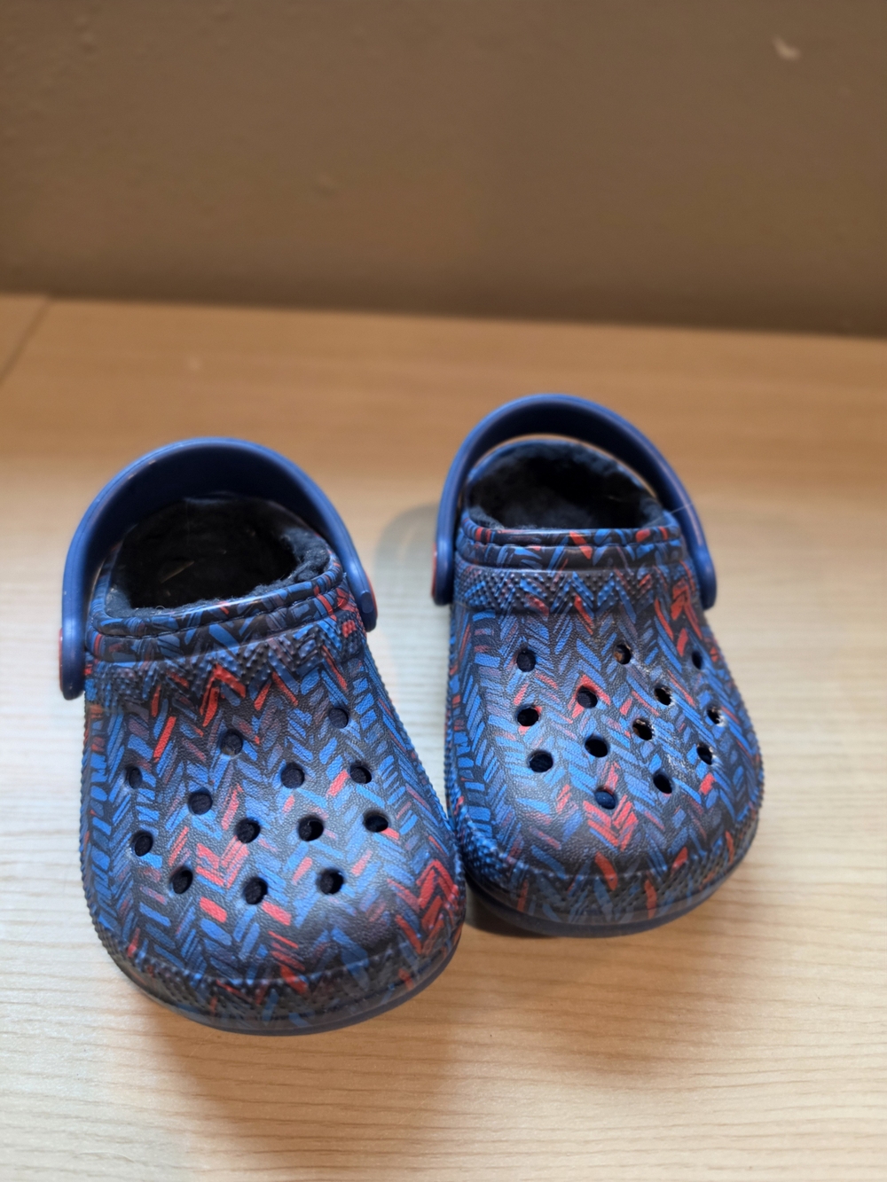 Kids Blue & Red Patterned Clog Shoes